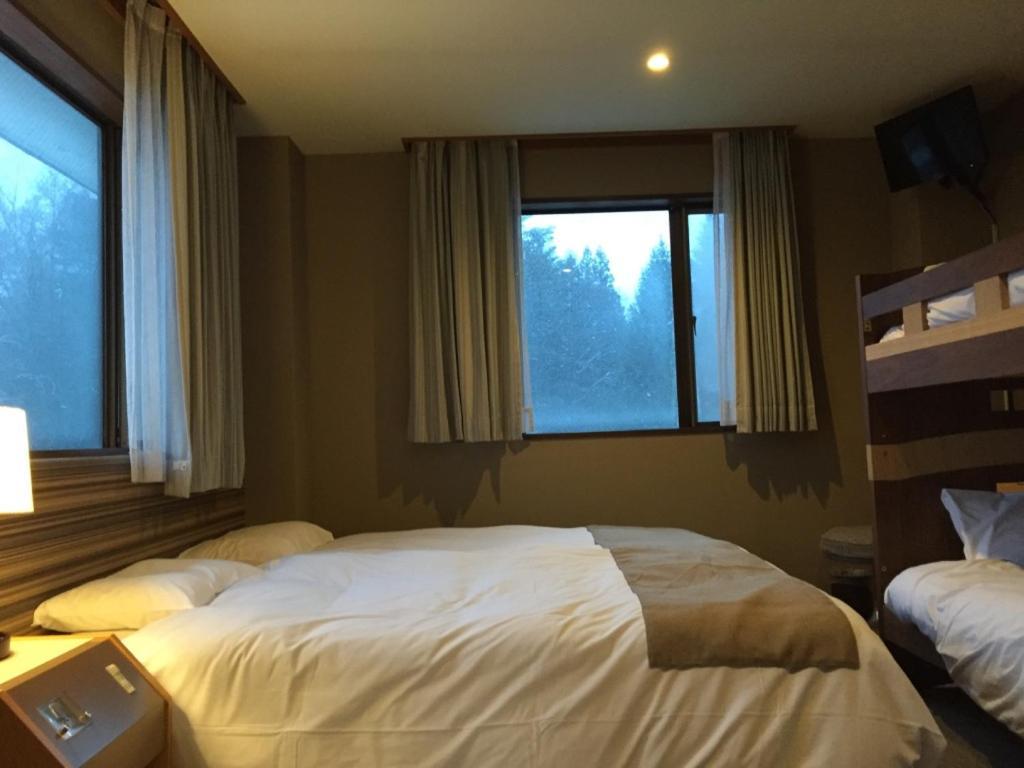 Hakuba Landmark Iwatake Lodge Ngoại thất bức ảnh