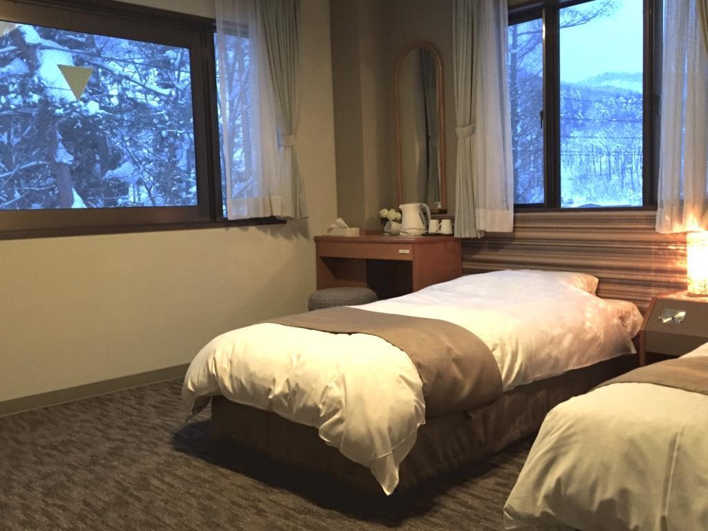 Hakuba Landmark Iwatake Lodge Ngoại thất bức ảnh